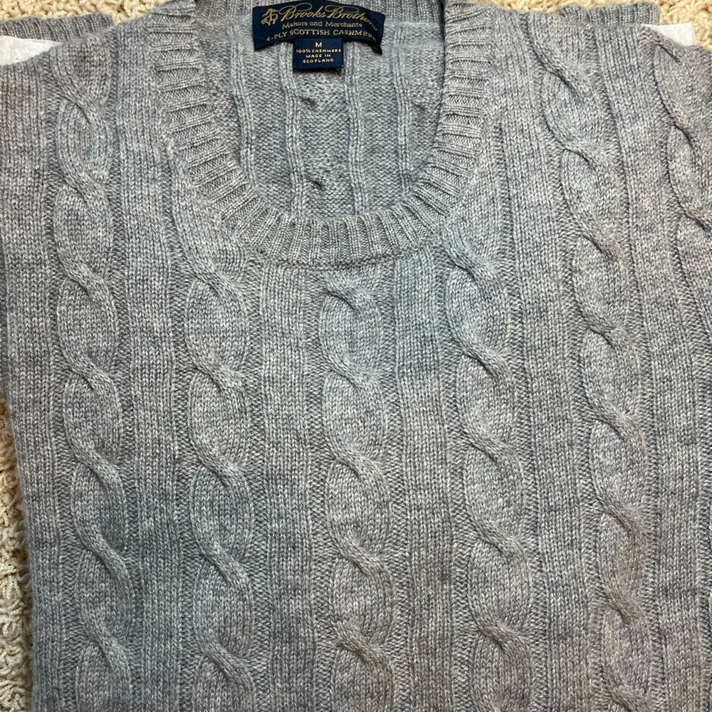 Brooks Brothers 100% Cashmere Gray Crewneck Cable Knit Sweater
